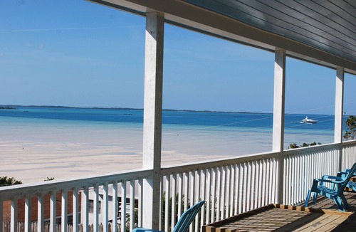 Dunmore Town House | Seadream House – Large 5-Bedroom Oceanview Retreat