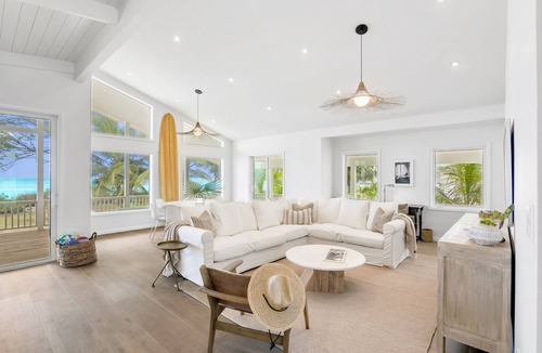 Farmer's Hill House | Seahaus Newly Renovated Luxury Beachfront Home