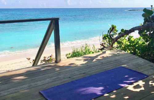 Governor's Harbour Apartment | Seahorse Apartment on Casuarina Bay beach with ocean view