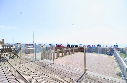 Seaford Apartment | Seaview your house on the sea.