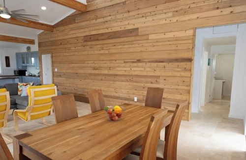 Hope Town House | Secluded 3 bedroom Pool, Sunset Views, A/C, Dog Friendly above the Jungle Canopy