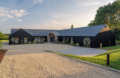Lacey Green House | Secluded 5-Bed Luxury Retreat | Peaceful Countryside Escape