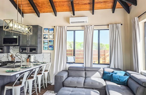 George Town House | Secluded Bliss: Intimate Michelson Retreat with Infinity Pool & Dock