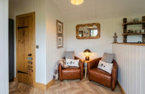 Winterley Other | Secluded Countryside Shepherd's Hut on Working Farm near Audley