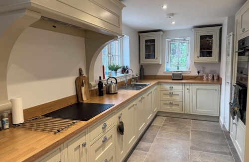 Logie Coldstone Cottage | Secluded Rural Woodland Cottage with Bike Store nr Ballater