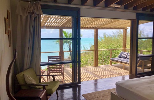 Gregory Town Cottage | Secluded waterfront cottage
