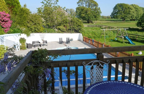 Trewen Cottage | Self Catering Rural Farm Cottage + Heated Pool Cornwall