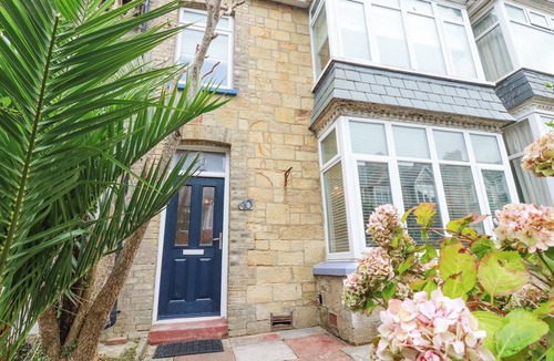 Newquay City Centre Cottage | SERENDIB COTTAGE, pet friendly, country holiday cottage in Newquay