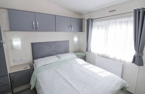 Evesham Cabin | Serendipity, Evesham