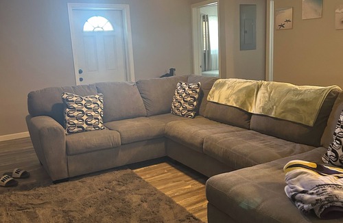 Cockburn Town House | Serene 3-bedroom house with AC in charming San Salvador