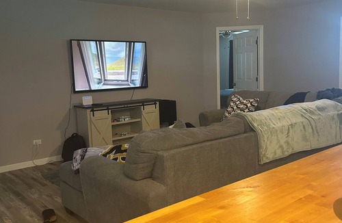 Cockburn Town House | Serene 3-bedroom house with AC in charming San Salvador
