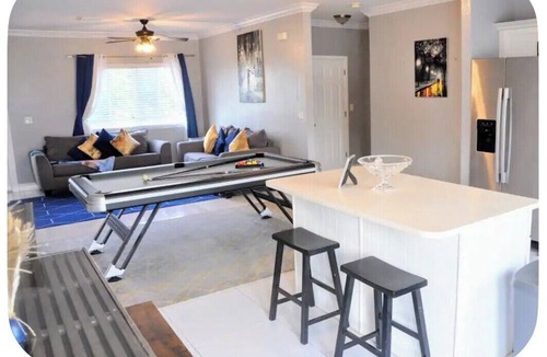 Greening Glade House | Serene 3-bedroom house with AC in charming Freeport