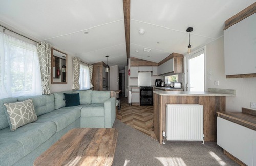 Great Billing Cottage | SERENITY SHORES - BILLING AQUADROME in Billing Aquadrome Holiday Park