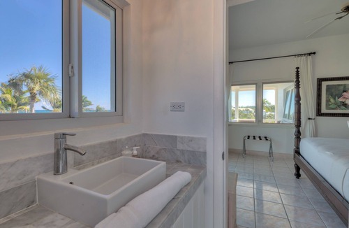 North Palmetto Point House | Seven Palms - Private villa on the pink sand beaches of Eleuthera
