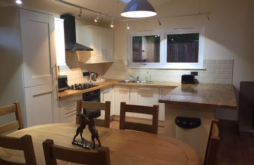 Congleton Cabin | Shellow Lane Lodges