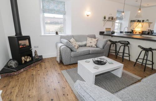 Rothbury House | Shepherds Cottage