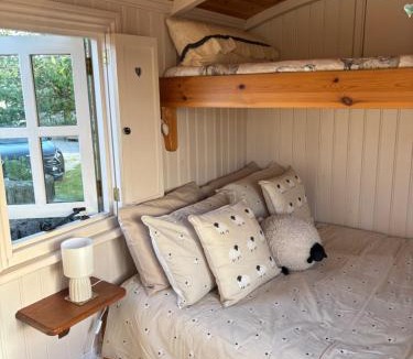 Peak District Cabin | Shepherds Rest