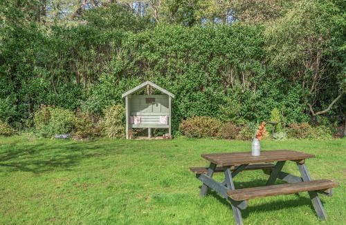 Bisterne House | Shire Cottage - Uk50416