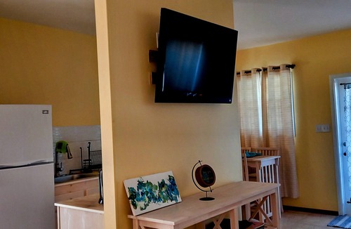 Tarpum Bay Cottage | Shorline Cottages