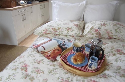 Rendcomb Cottage | SHROVE, character holiday cottage, with pool in Chedworth