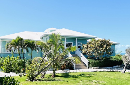 Great Guana Cay House | ShuggaBreeze on Great Guana Cay. Expansive home with Private Pier and Beach.