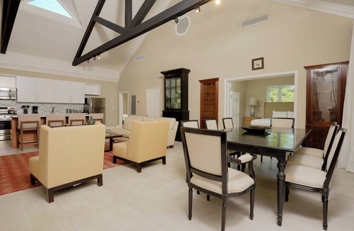 Nassau Hotel | Silk Cotton Villas
