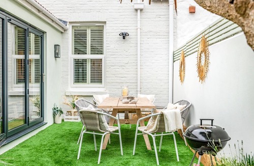 Bournemouth City Centre Apartment | Silver Shell - Five Bedroom Apartment, Sleeps 12