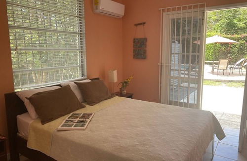 Eastern Road House | Situated on the Ocean Jacaranda Bay Villa