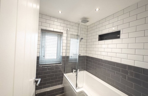 Billingham House | Skipton Lodge - deluxe home sleeps 4