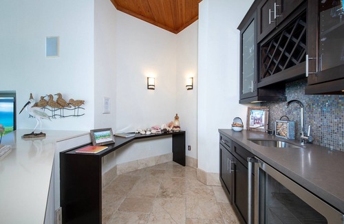 Governor's Harbour Villa | Sky Beach Club Vine House - Contemporary Beach Villa, Pool