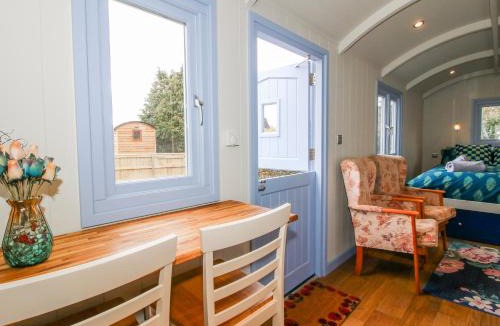 Knowbury House | Skye