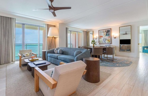 Nassau Hotel | SLS at Baha Mar