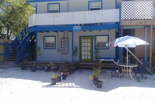 South Bimini Apartment | Small's Cozy Rest Dock, Bonefishing