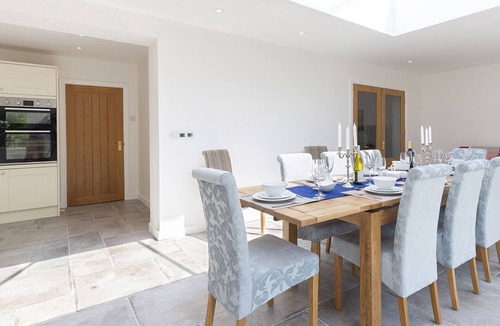 Bourton-on-the-Water House | South Winds - sleeps 7 guests in 4 bedrooms