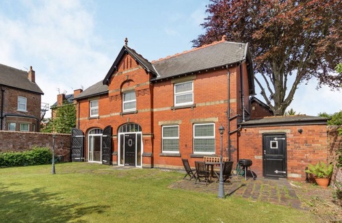 Southport House | Southport Coach House, Southport