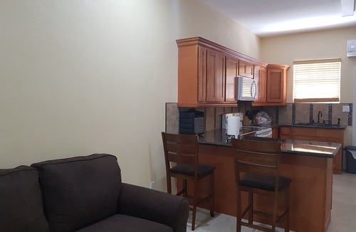 Nassau Apartment | Spacious 2 Bed, 2 Bath just off West Bay Street