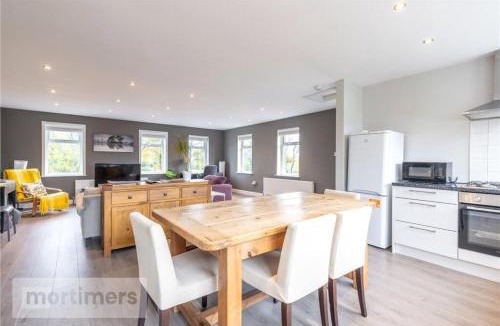 Clayton le Dale Apartment | Spacious 2 Bed Ribble Valley Apartments
