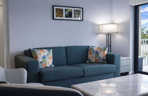 Bahamas Terrace Apartment | Spacious 3-Bedroom Apartment w/Beach View Balcony