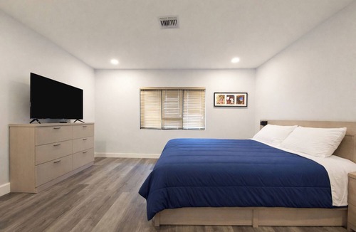 Bahamas Terrace Apartment | Spacious 3-Bedroom Apartment w/Beach View Balcony