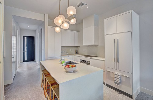 Westwind Condo | Spacious 3-bedroom condo in gated community near beach, with gym + pool