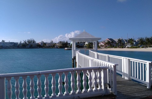 Nassau Condo | Spacious 3BR Sandyport Condo w/Pool, Beach Access, Tennis, Marina & Balconies