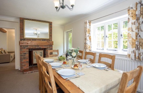 Burley House | Spacious family cottage with private garden and forest walks