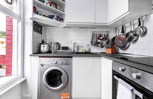Gospel Oak Apartment | Spacious London Flat | Near Primrose Hill & Camden - Pass the Keys