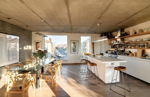 Kensal Green House | Spacious Multi-Floor Architectural London Holiday Home - Sleeps 8