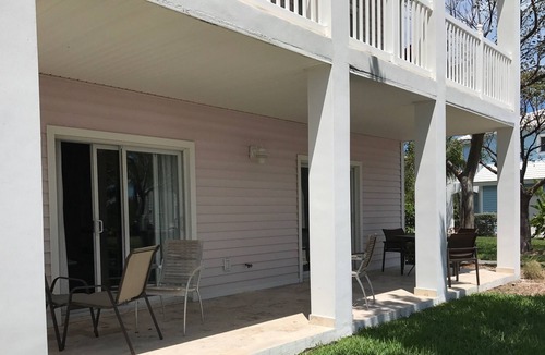 North Bimini Villa | Spectacular 2 Bedroom /2 Bath Bottom Floor Corner unit