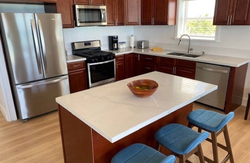 Great Guana Cay House | SPECTACULAR NEW 4-BR, 3-BA on the BEST BEACH! - King Beds- LAST-MINUTE SPECIALS!