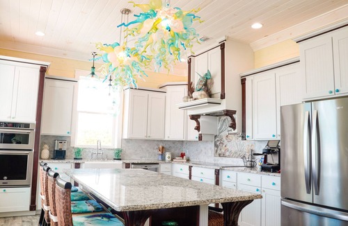 Bahama Palm Shores Villa | SPECTACULAR OCEAN VIEWS 🌊Kayak, Starlink, Generator, Beach, Pickleball