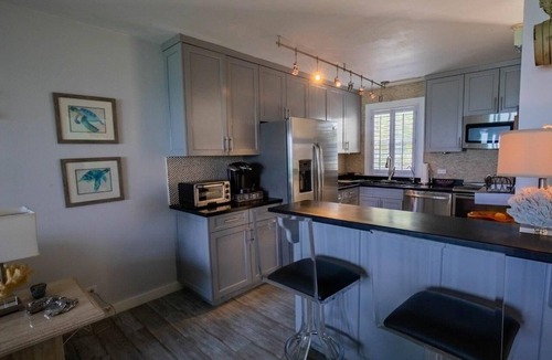 Savannah Sound Apartment | Spectacular views of the world famous Windermere beach