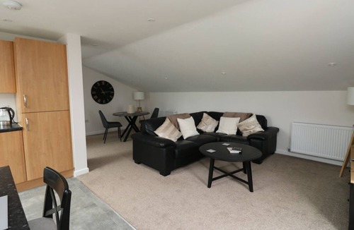Ide Apartment | Springwell Apartment in Exeter