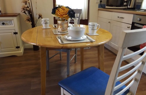 Coddenham Cabin | Squirrel, Bespoke holiday lodge in beautiful Suffolk conservation village